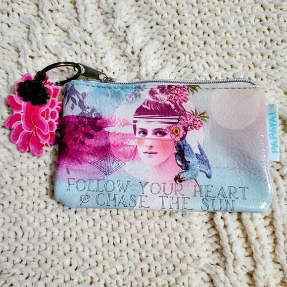 Chase the Sun Women's Coin Pouch 3 x 5 inches - Picture 2 of 2